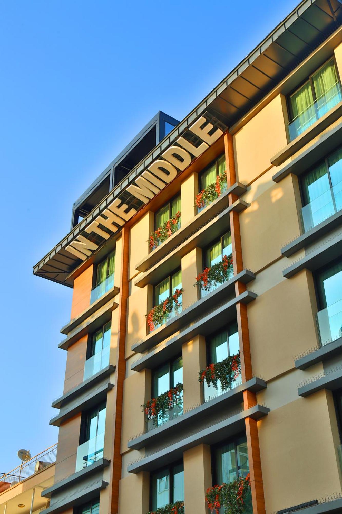 In The Middle Hotel Antalya Kültér fotó
